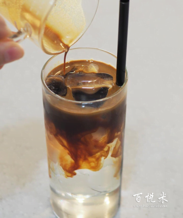 七款最適合加到咖啡里的烈酒，好喝有情調(diào)，喜歡的快試試